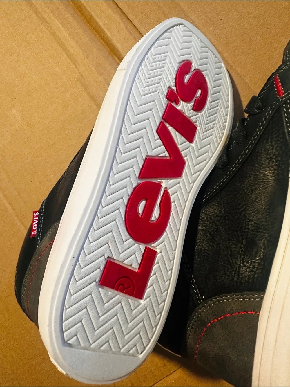 Levi's Black High-Top Sneakers for kids boys with Stitching, size 2